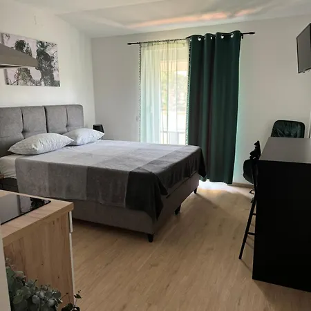 Apartments Maris Umag Exterior photo