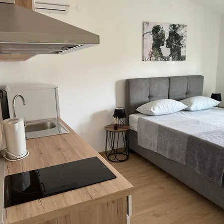 Apartments Maris Umag Exterior photo
